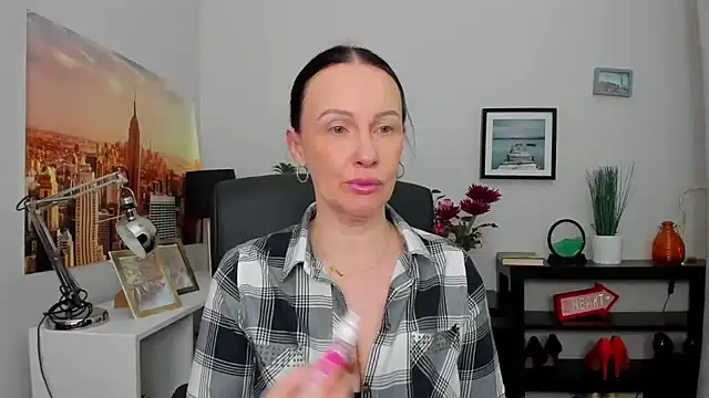 Velvet Jasmine online show from October 2025 05:37:01 AM