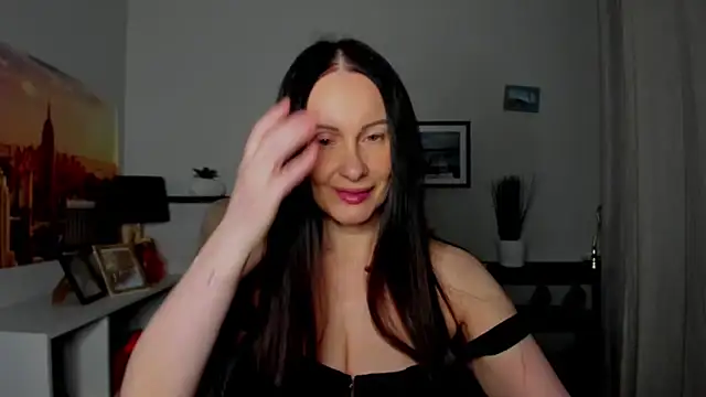 Velvet Jasmine online show from December 2025 06:21:01 AM