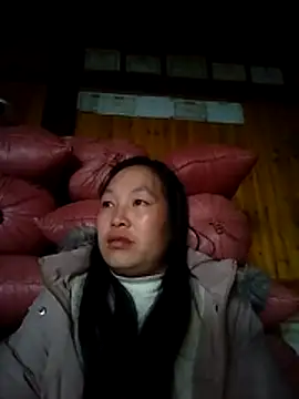 Snapshot of miss-su chatting on February 2026 07:18:01 AM miss-su online show from February 2026 07:18:01 AM