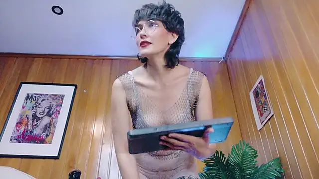 Zafiro Gem  online show from November 2025 09:46:02 PM