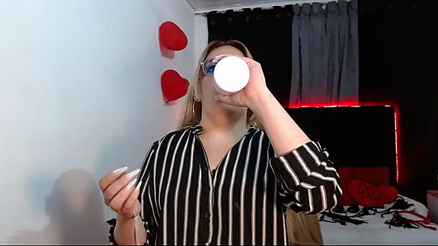 Sasha TK online show from September 2025 06:41:02 PM