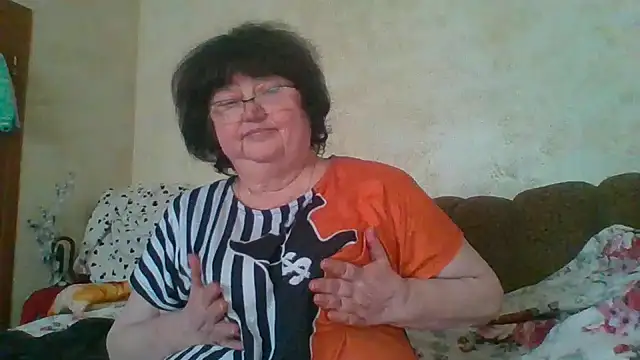 MilaSky5303 online show from December 2025 10:32:02 AM