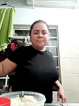 Miss Adriana01 online show from September 2025 01:38:02 AM