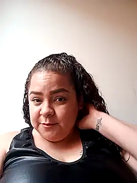 Miss Adriana01 online show from October 2025 07:29:02 PM