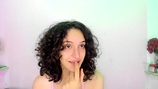 TeensNews18 online show from September 2025 11:32:02 PM