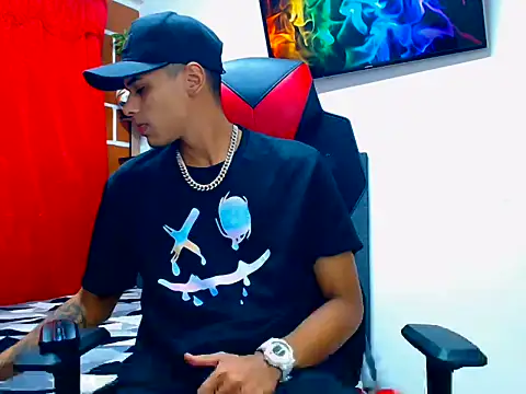 Snapshot of cristian_tayron1 chatting on July 2026 05:47:02 AM cristian tayron1 online show from July 2026 05:47:02 AM