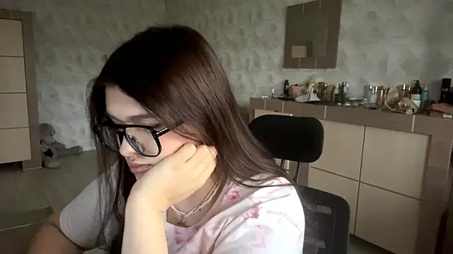 CarylWeatherholtz online show from December 2025 12:33:02 PM