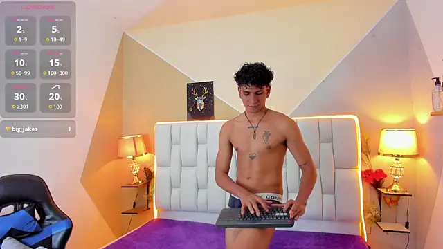 Adan Oriol online show from October 2025 04:10:01 AM