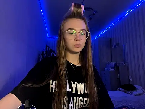 bellameow88 online show from September 2025 12:49:02 PM