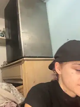 ittybittymeryssa online show from December 2025 10:49:02 PM