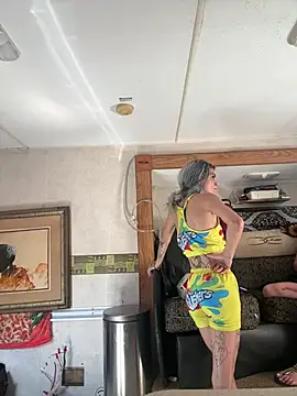 ittybittymeryssa online show from February 2026 06:30:01 PM