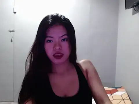 nathalie x online show from December 2025 02:03:01 PM