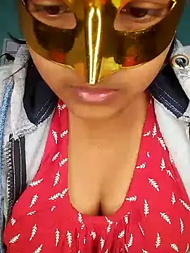 Snapshot of mimi87hoty chatting on January 2026 04:55:01 PM mimi87hoty online show from January 2026 04:55:01 PM