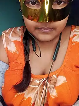 Snapshot of mimi87hoty chatting on January 2026 05:39:01 PM mimi87hoty online show from January 2026 05:39:01 PM