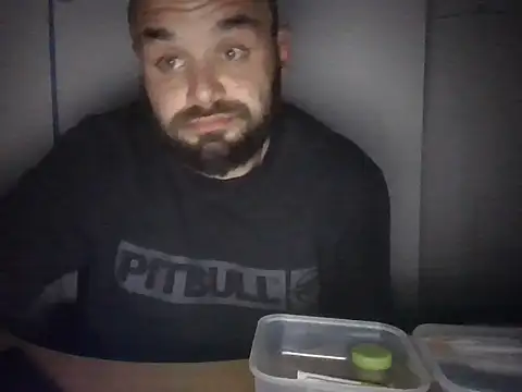 PatMat3693 online show from April 2026 10:34:02 PM