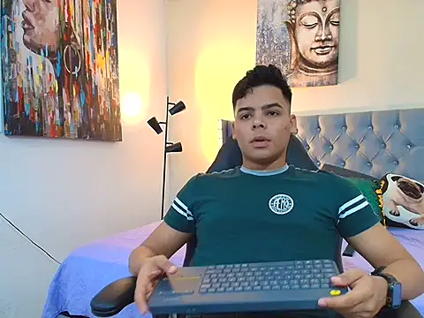 Snapshot of stewart_mateo_ chatting on September 2025 02:55:01 AM stewart mateo  online show from September 2025 02:55:01 AM