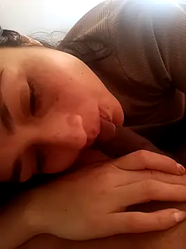 Snapshot of Caroalexiss chatting on October 2025 02:06:01 PM Caroalexiss online show from October 2025 02:06:01 PM