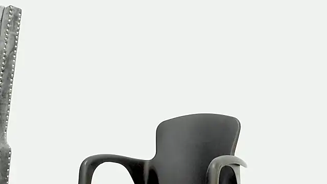 Snapshot of DOUGLAS_099 chatting on October 2025 04:38:01 PM DOUGLAS 099 online show from October 2025 04:38:01 PM