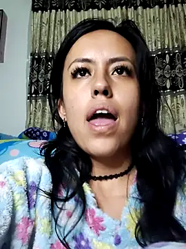 Queen Ashly online show from December 2025 02:32:02 AM