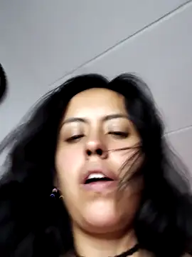 Queen Ashly online show from April 2026 03:22:02 AM