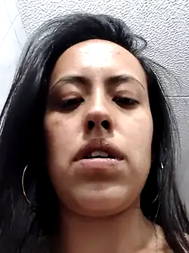 Queen Ashly online show from May 2026 10:22:02 PM