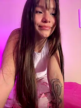 Alisha Olsen  online show from November 2025 05:09:02 AM