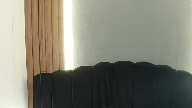 LiaMonroee  online show from March 2026 12:21:01 PM