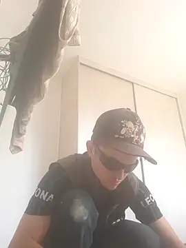 Snapshot of Loquendo2201 chatting on October 2025 02:37:02 PM Loquendo2201 online show from October 2025 02:37:02 PM