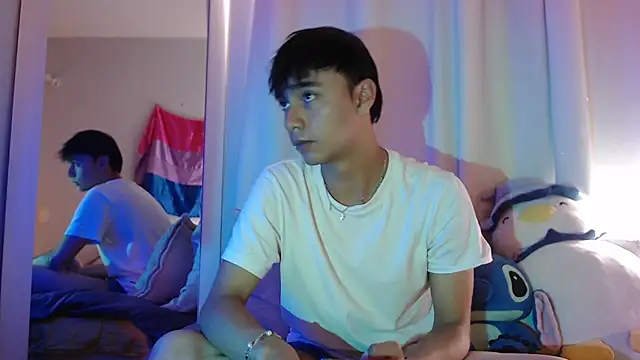 Noah Blaze online show from October 2025 07:04:02 PM