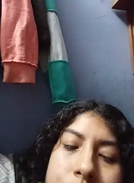 Syndel23 online show from September 2025 03:10:02 AM