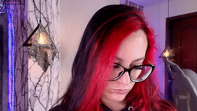 Zami Escobar of online show from March 2026 05:08:01 PM