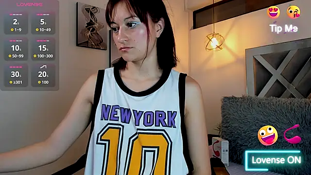 Candy Hott7 online show from September 2025 08:32:02 PM