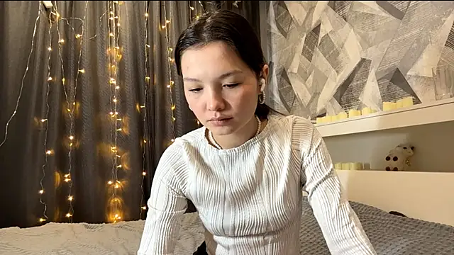 KiraVelvet online show from December 2025 09:25:01 AM