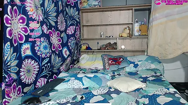 Snapshot of luisafe2025 chatting on October 2025 04:03:02 AM luisafe2025 online show from October 2025 04:03:02 AM