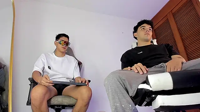 sotooliver3 online show from February 2026 08:50:01 PM