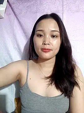 Snapshot of Lili_lovely chatting on September 2025 02:40:02 PM Lili lovely online show from September 2025 02:40:02 PM