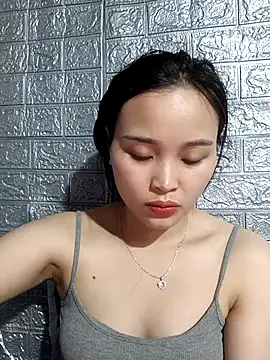 Snapshot of Lili_lovely chatting on December 2025 08:20:02 AM Lili lovely online show from December 2025 08:20:02 AM