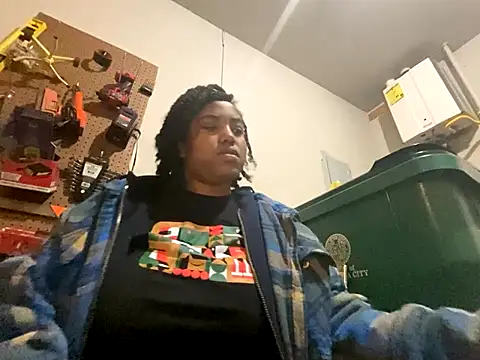 princesslivv online show from November 2025 11:59:02 PM