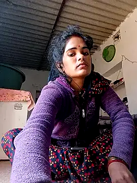 Snapshot of Rakhi335 chatting on November 2025 04:01:02 AM Rakhi335 online show from November 2025 04:01:02 AM