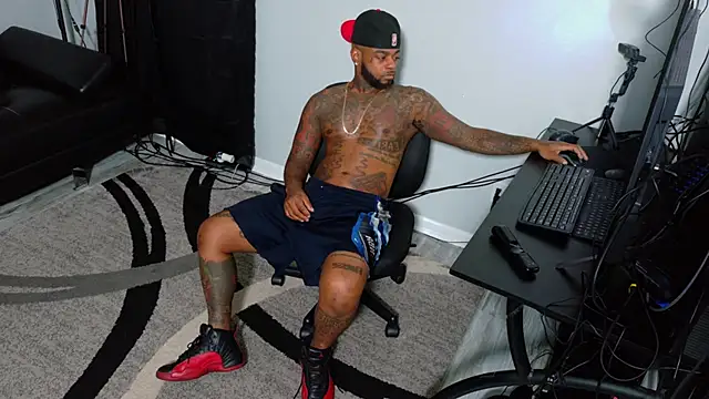 SLANGONDEMHOES online show from November 2025 07:23:01 PM