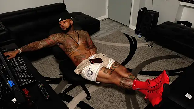 SLANGONDEMHOES online show from February 2026 09:19:01 PM