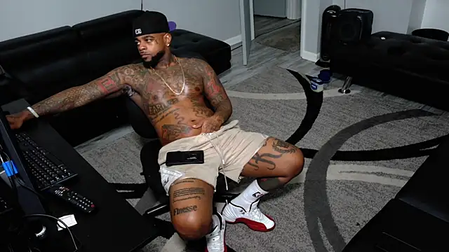 SLANGONDEMHOES online show from February 2026 06:58:01 PM