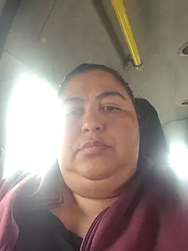 curvy diva  online show from November 2025 01:03:01 PM