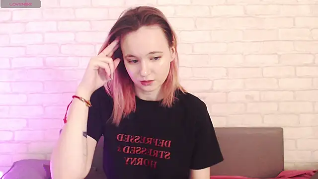 Ericha Stone online show from April 2026 01:01:02 AM