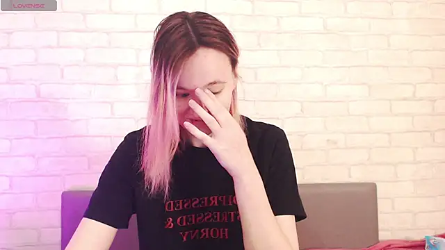 Ericha Stone online show from April 2026 01:41:01 AM