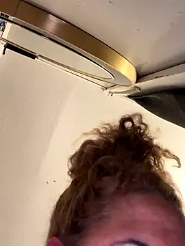 Snapshot of StylishEchium chatting on September 2025 04:11:01 PM StylishEchium online show from September 2025 04:11:01 PM