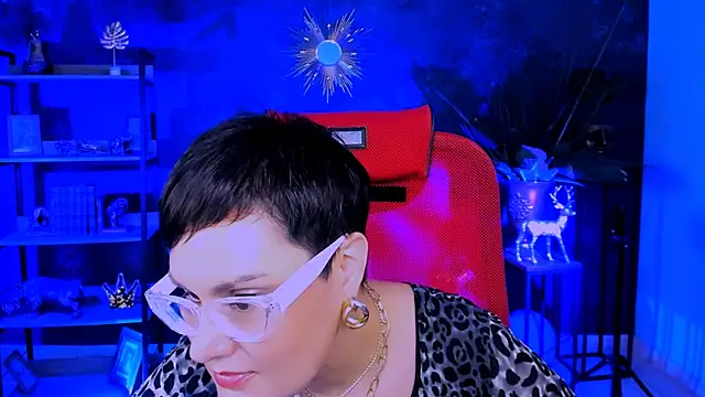 LauraDavidsons online show from November 2025 01:14:02 PM