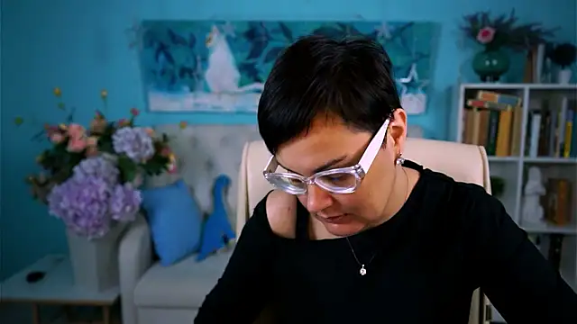 Snapshot of LauraDavidsons chatting on March 2026 05:53:01 AM LauraDavidsons online show from March 2026 05:53:01 AM