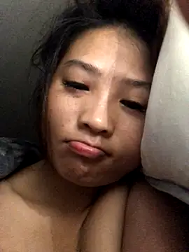 Snapshot of LiLy-0477 chatting on September 2025 06:40:01 PM LiLy-0477 online show from September 2025 06:40:01 PM