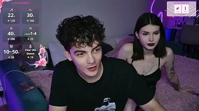 Snapshot of Alice18James chatting on October 2025 05:00:01 PM Alice18James online show from October 2025 05:00:01 PM